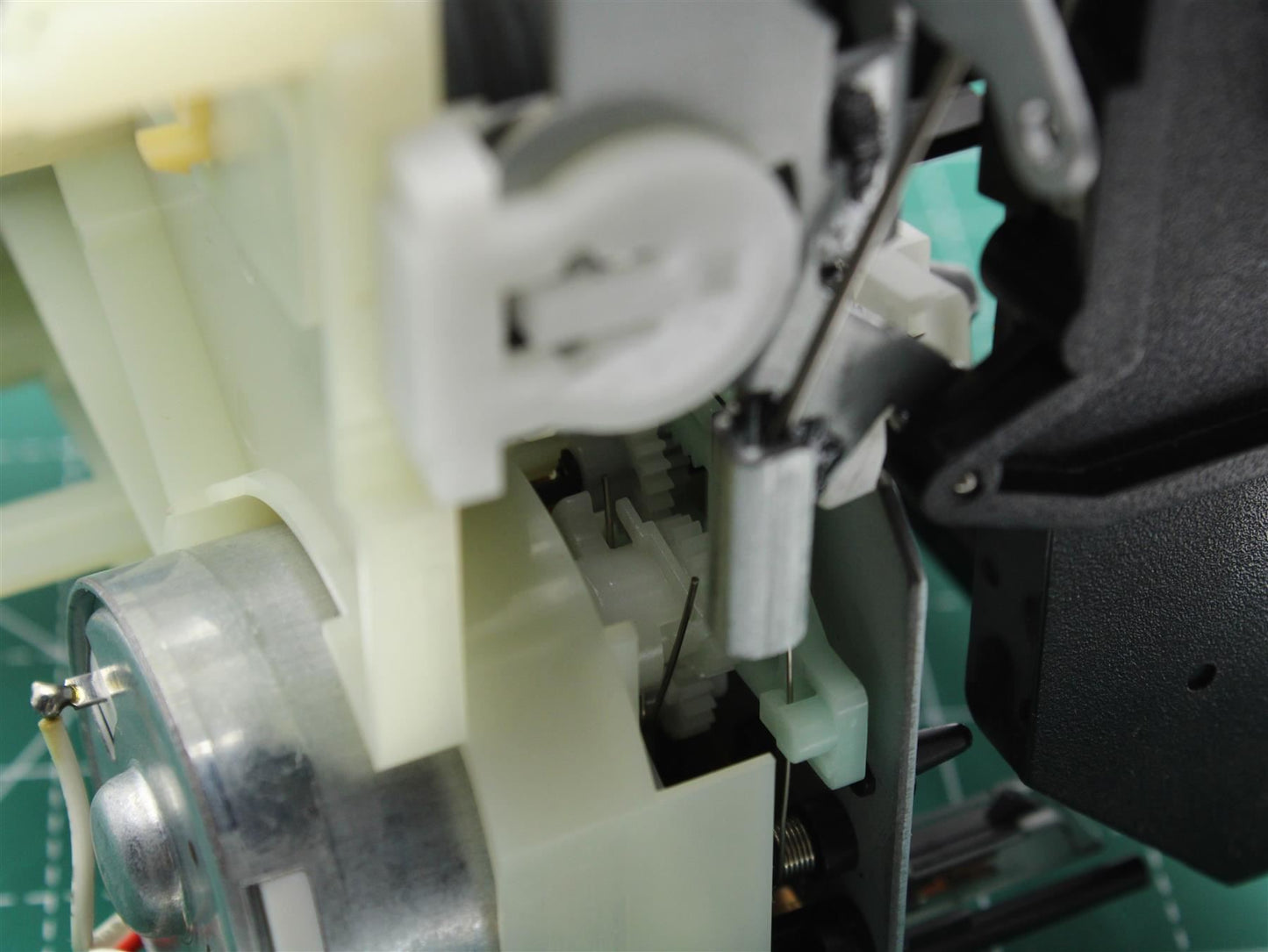 Engrenagens FR/RW para deck de cassetes duplo Sony MHC-70