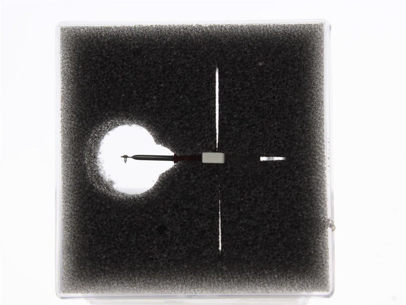 N309-C9-SF-S2 Agulha em Safira Para Gira Discos