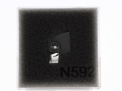 N592-C8-DC Agulha Diamante Cônica Para Gira Discos